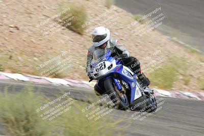 media/Jun-04-2022-WERA (Sat) [[b852bbbd55]]/Race 9 LW Twins Superbike V6 LW D Superstock/